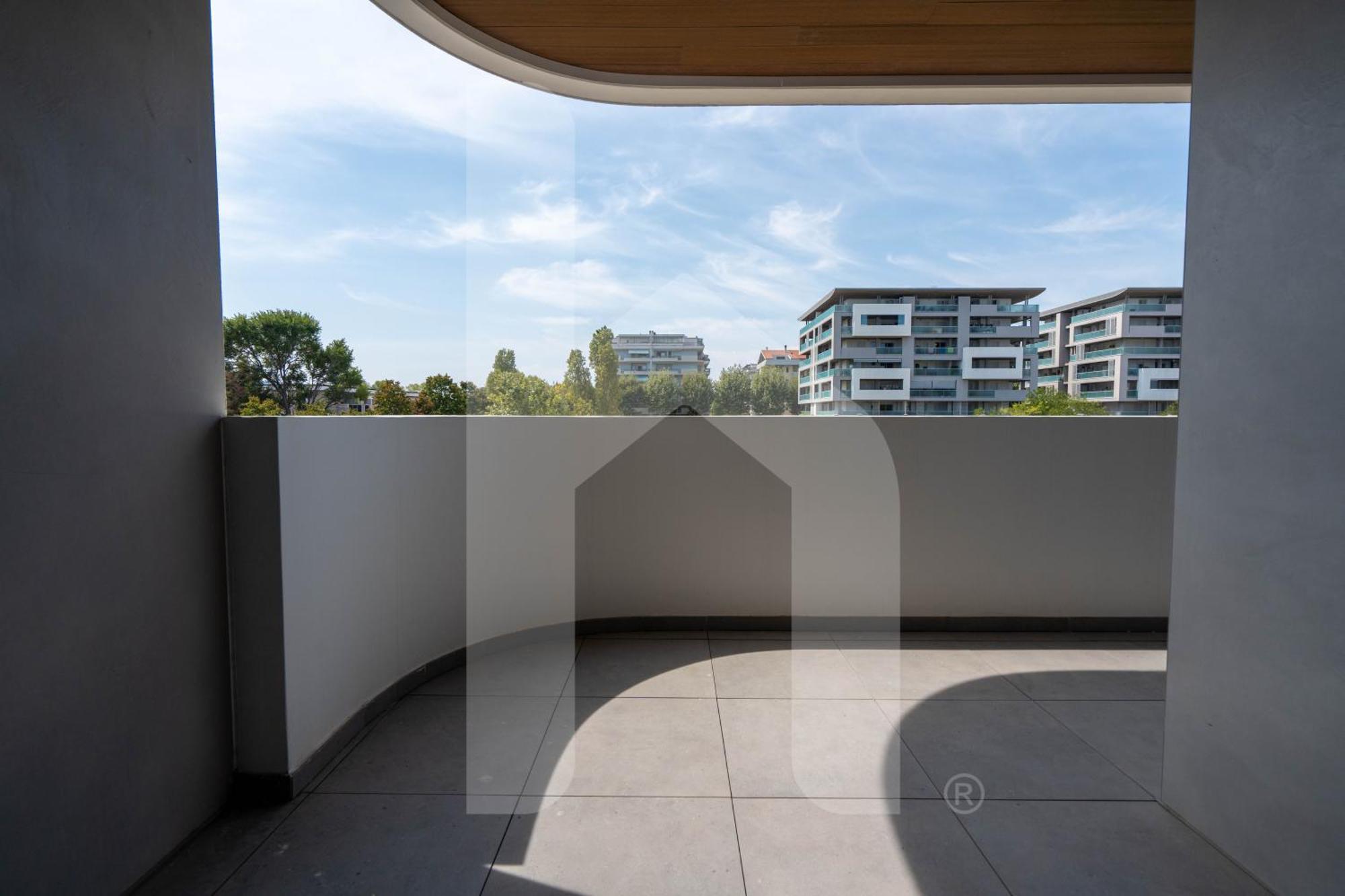 Homiday - Waterfront Монтесильвано Экстерьер фото
